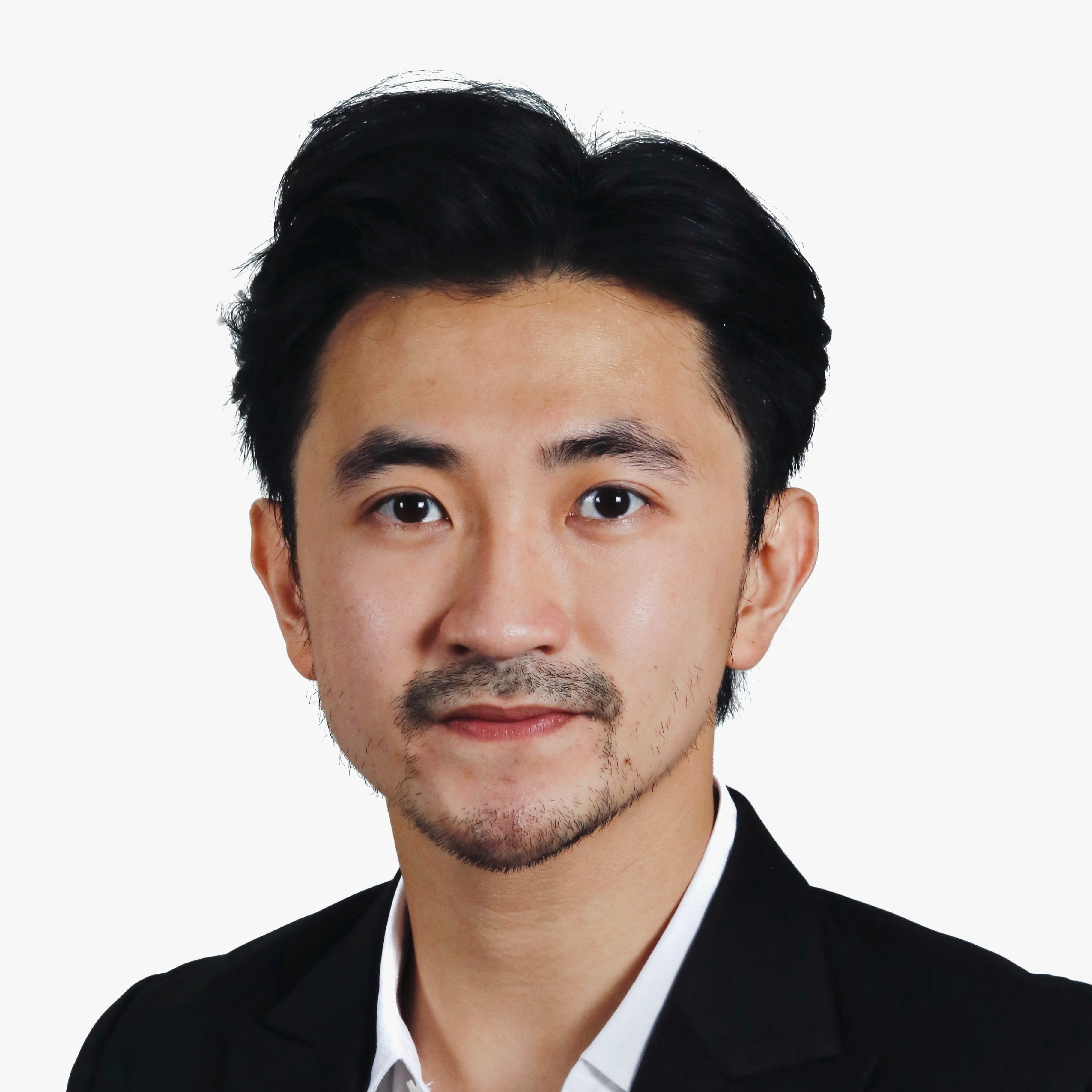 Drg. Kevin C. Kawilarang, Sp.Pros